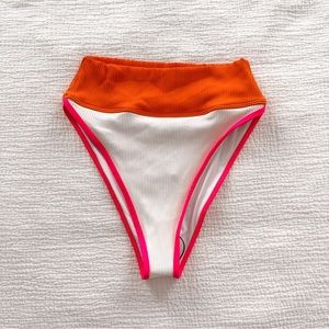 Beach Riot Emmy Bottom White, Orange, and Pink Sz small